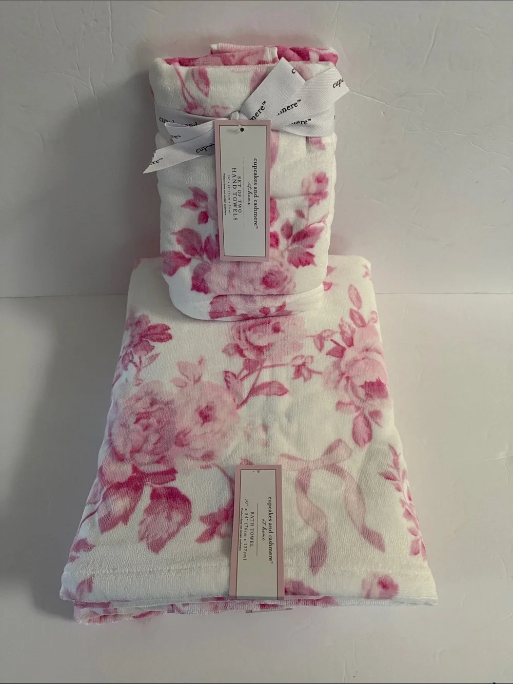 NWT Cupcakes and Cashmere 4 Piece Cotton Bath Towel Set White Pink Floral Bows